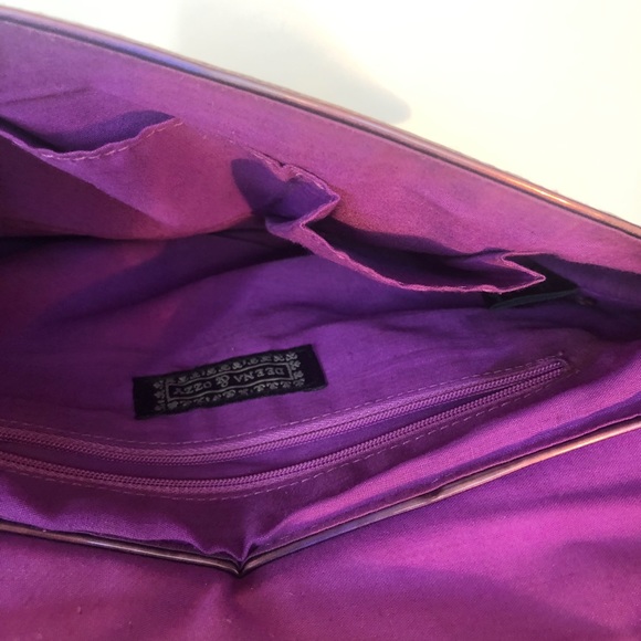 Deena & Ozzy purple holographic envelope clutch - Picture 3 of 5